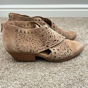 Carlos Santana Tan Swede Boho Booties
1 1/2 inch heel